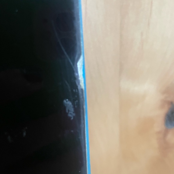 149 Flow Snowboard with Burton Bindings - Picture 6 of 10